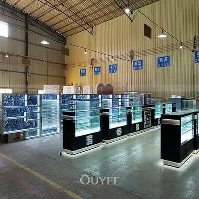 gas station vape display