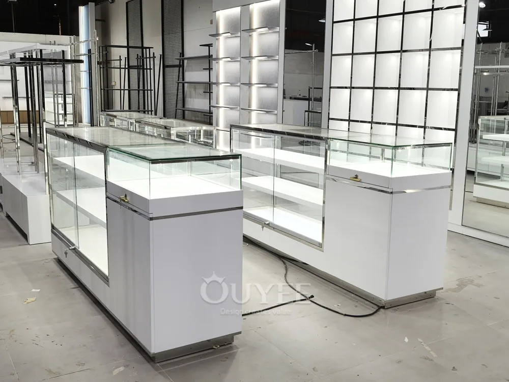 Compact White Service Glass Showcase Counter with End Cabinet 07