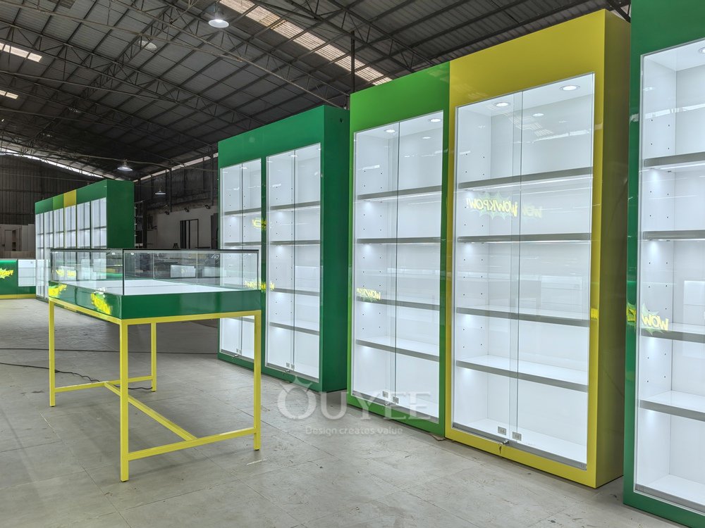 Green and White Retail Display Cabinet with Service Counter 02