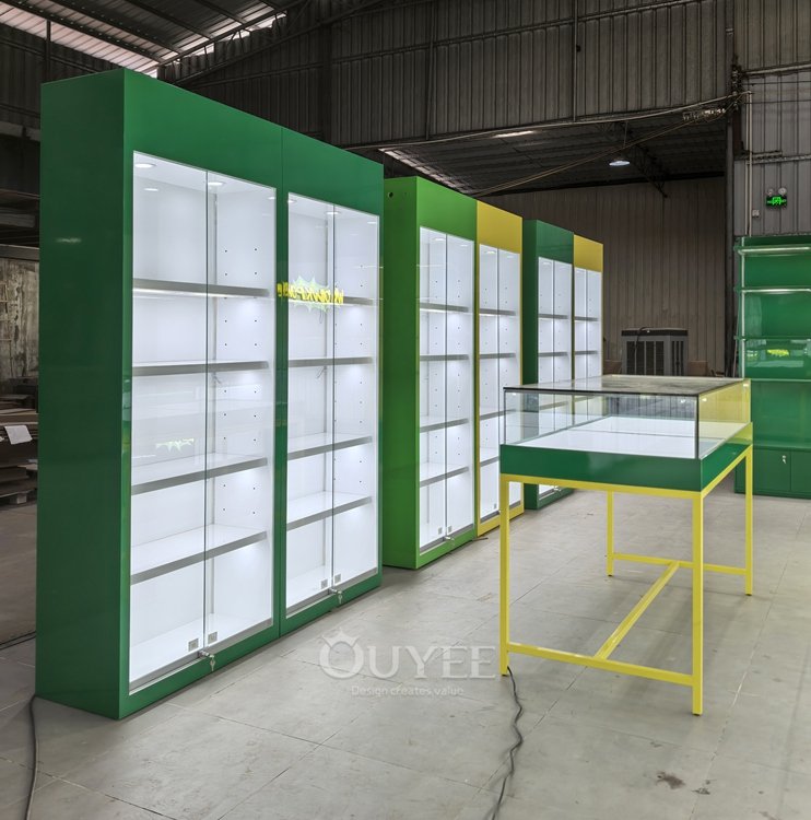 Green and White Retail Display Cabinet with Service Counter 04