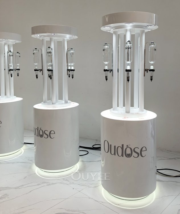 Illuminated Cylindrical Cosmetic Display Stand with Hooks 05