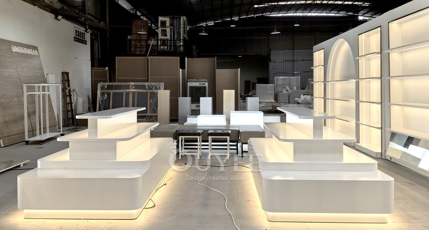 White LED Tiered Feature Display Stand 04