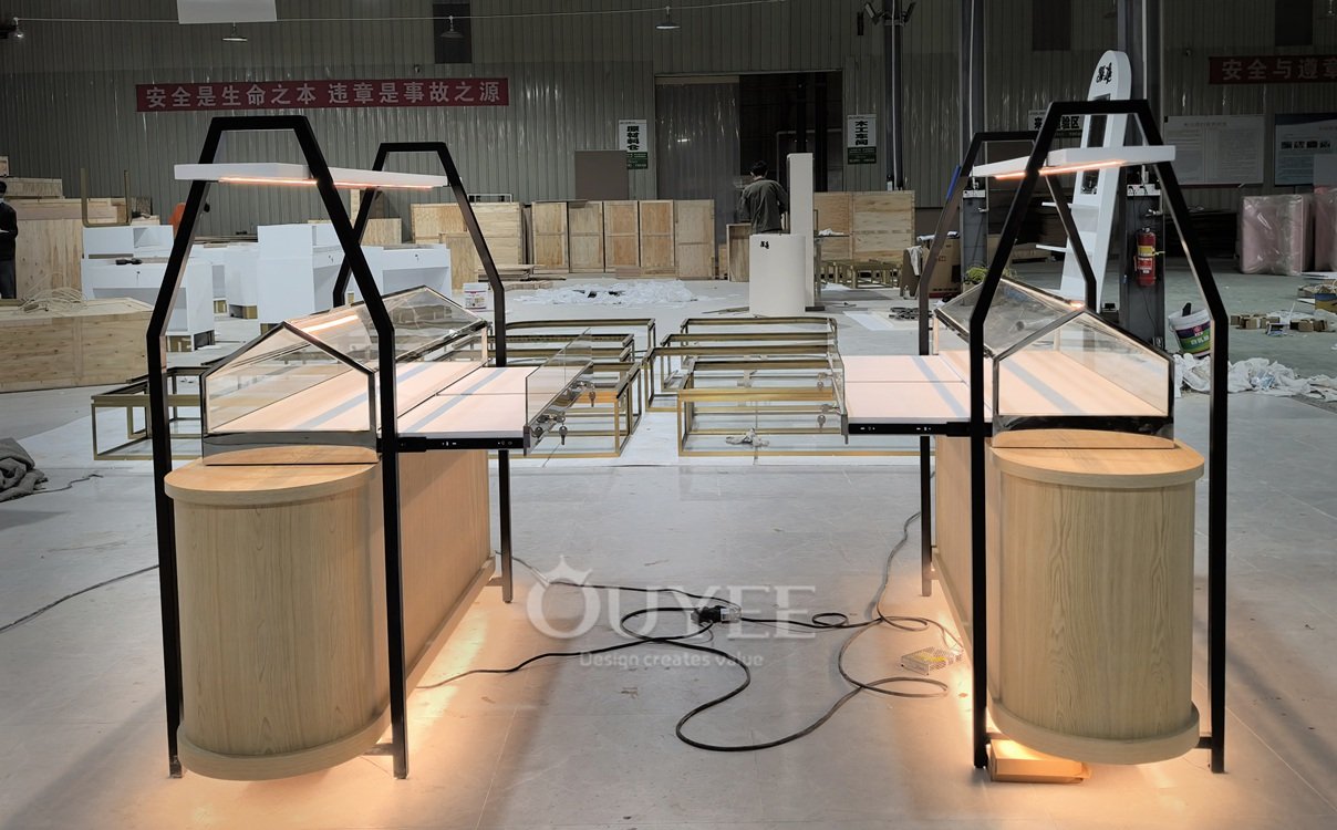 Wood and Glass Service Counter Display Rack 07