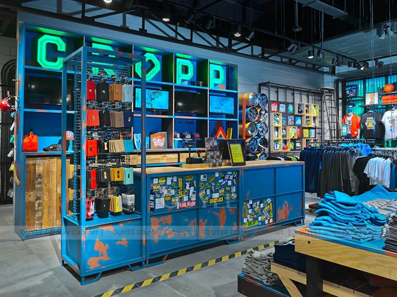 Black Grid Partition Clothing Store Display - Image 5