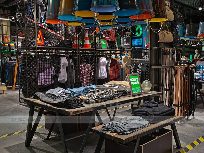 Black Grid Partition Clothing Store Display - Image 6