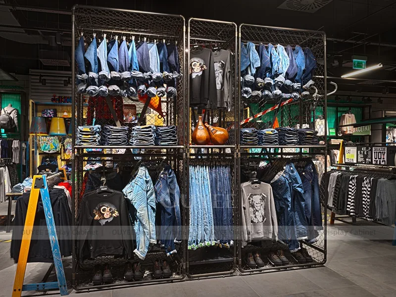 Black Grid Partition Clothing Store Display - Image 7