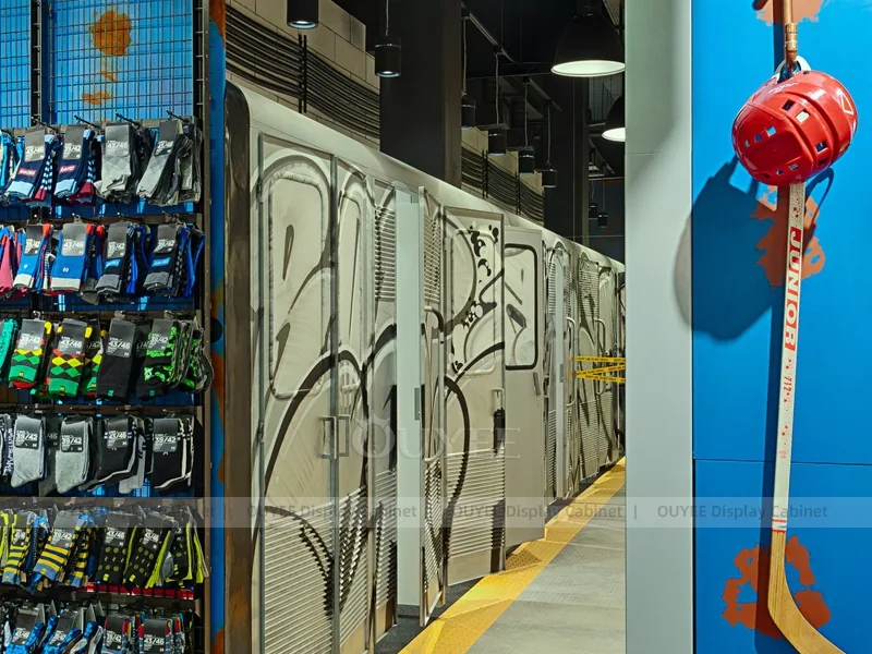 Black Grid Partition Clothing Store Display - Image 8