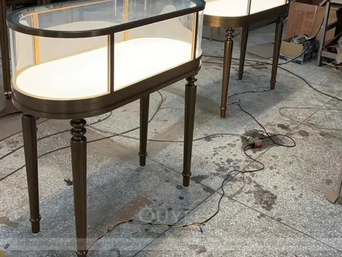 Elegant Beige Jewelry Boutique Cabinets 01