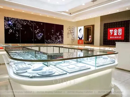 Elegant Cream Jewelry Boutique Islands 01