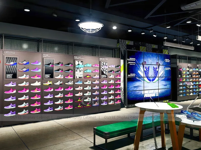 Football Neon Store Sportswear Clothing Store Display - الصورة 8