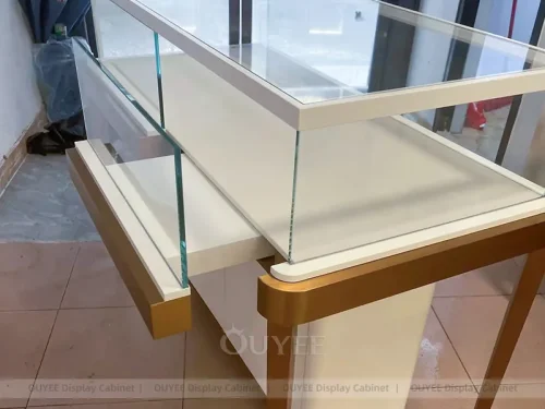 Refined Champagne Gold Jewelry Table 01