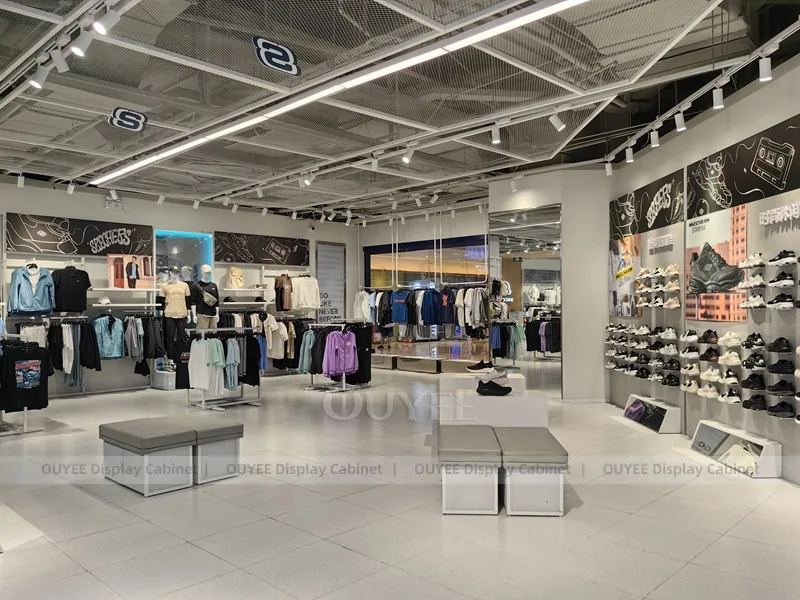 Skechers Blue Ceiling Apparel Shop Display - Image 4