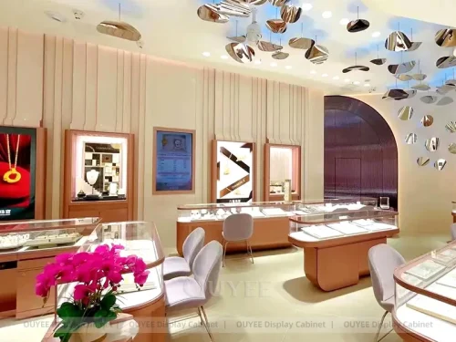 Sophisticated Cream Jewelry Islands 01