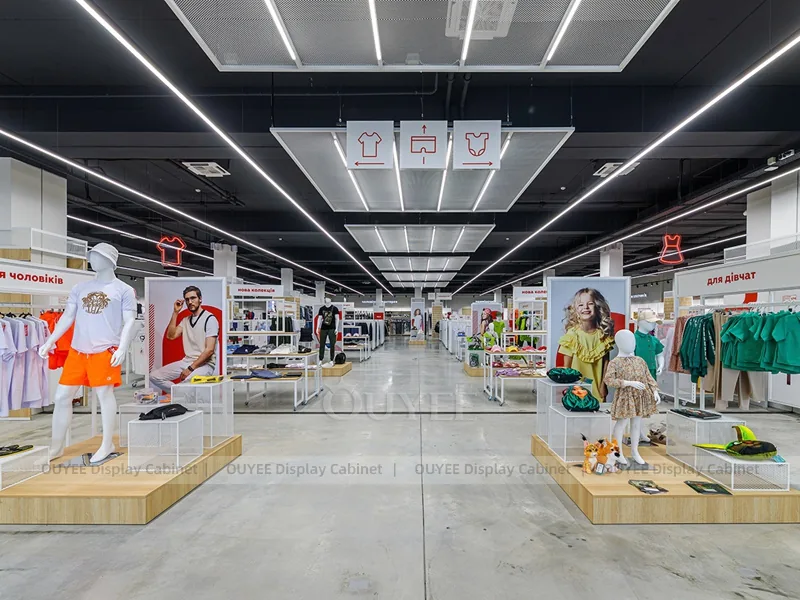 Sportswear Platform Store Sportswear Clothing Store Display 01