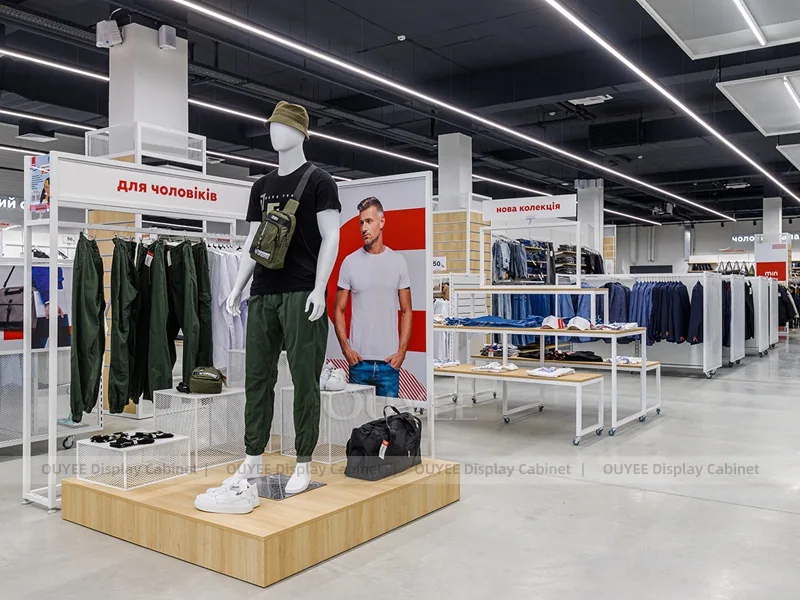 Sportswear Platform Store Sportswear Clothing Store Display 06