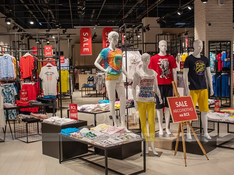 Top Secret Storefront Retail Clothing Display 02