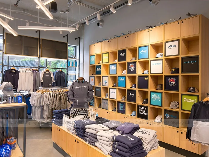Warm Wood Boutique Island Apparel Shop Display 02